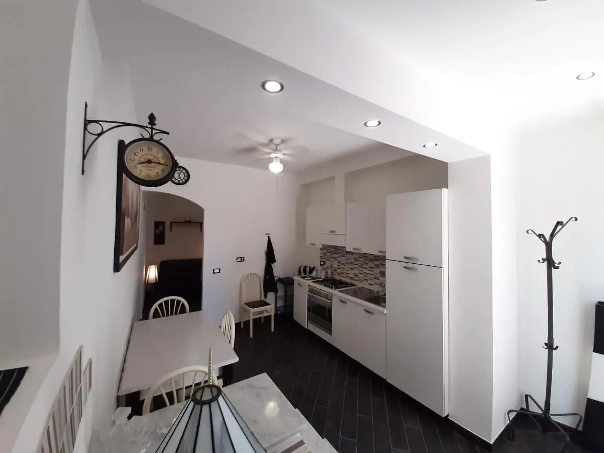 Casa Vacanze Expo Apartment Letojanni